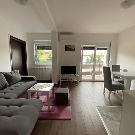 Dom Apartmani Крагуевац Экстерьер фото