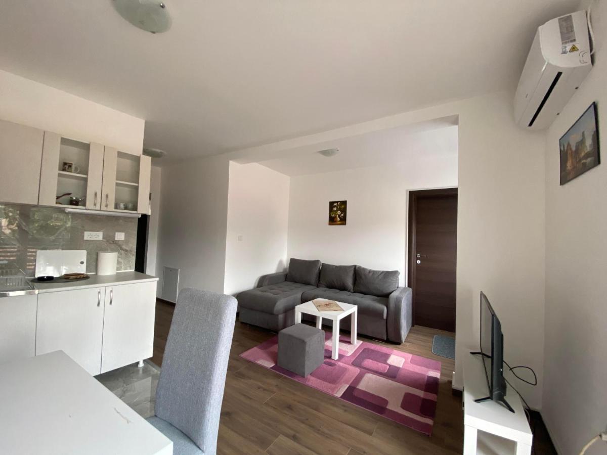 Dom Apartmani Крагуевац Экстерьер фото